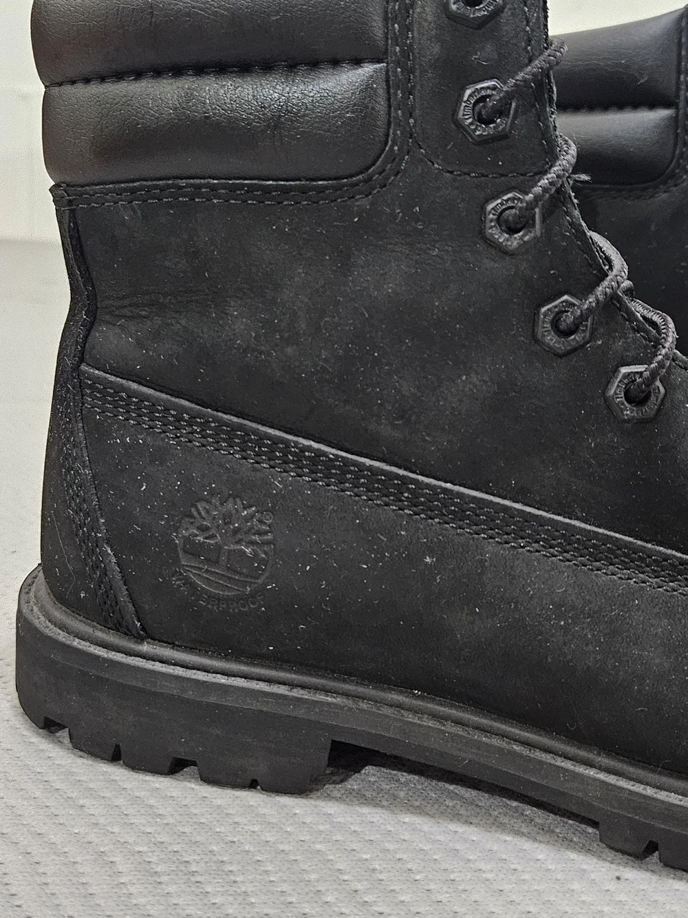 Timberland Boots Linden Woods 6” Black Suede Waterproof Womens Size 8